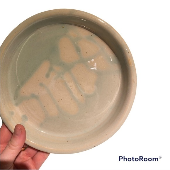POTTERY plate - Picture 2 of 4